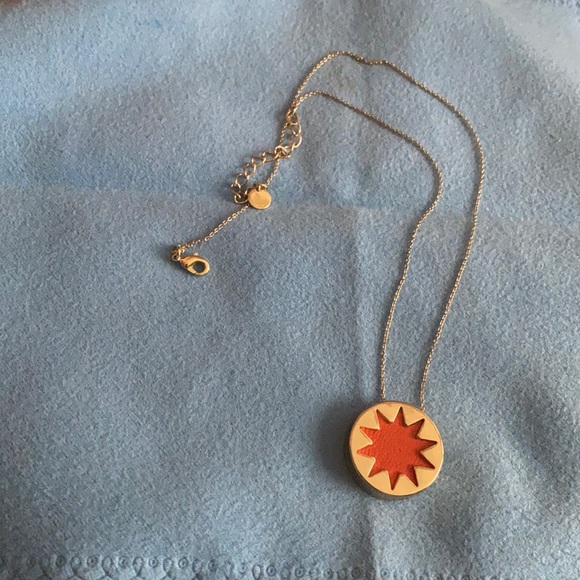 Starburst necklace - Picture 2 of 2